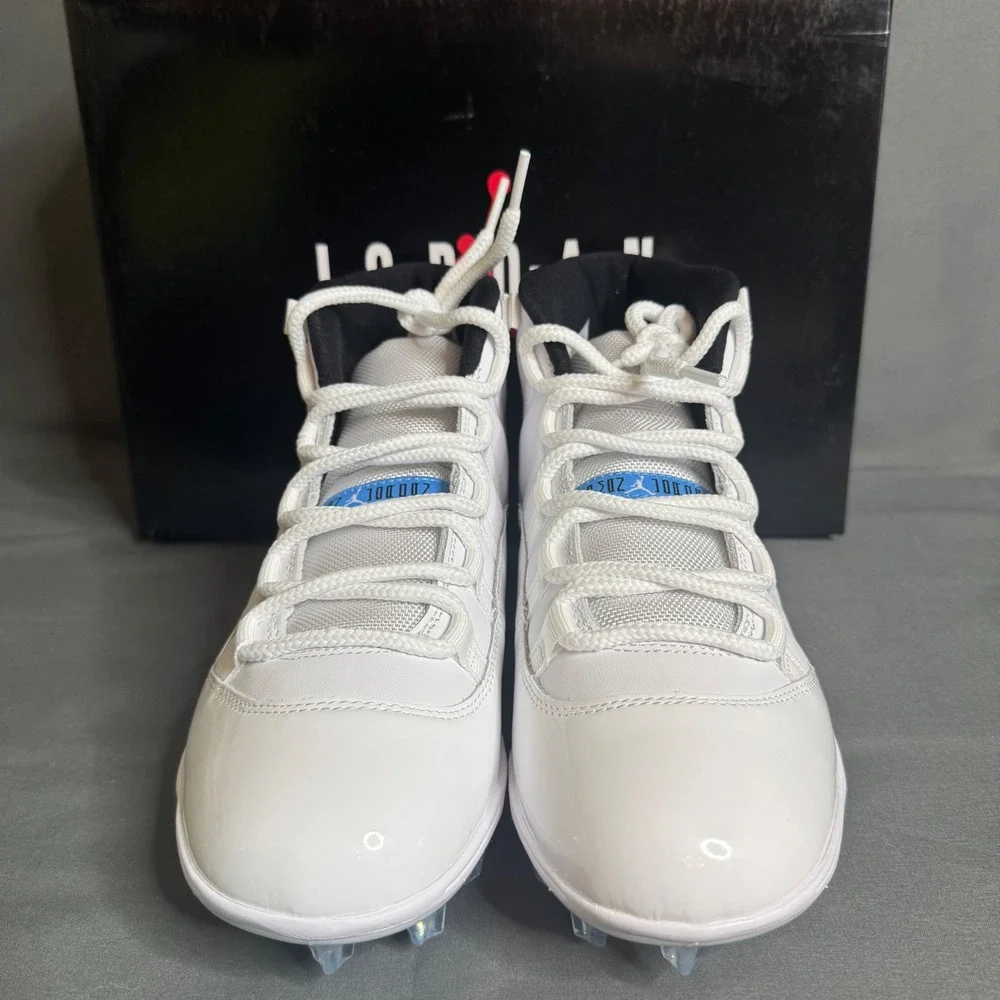Jordan 11 Mid Football Cleats Mens 9 White Columbia Blue HM7324-104 NIB
